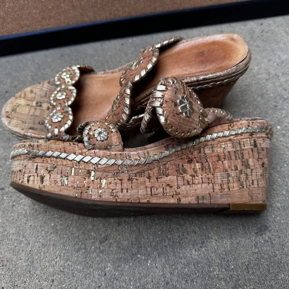 JACK ROGERS Platinum Gold Whipstitched Cork Platform Padded Sandals Size 8.5 - Picture 6 of 6